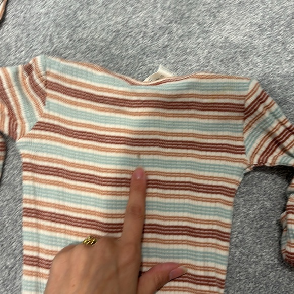 Kate Quinn ribbed footie and hat - Picture 4 of 5